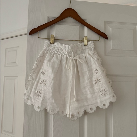 Farm Rio Richelieu Linen Ivory Shorts - Picture 6 of 7